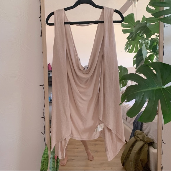 bebe Duster - Picture 1 of 6